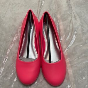 HotCakes Hot Pink Round Toe Ballet Flat Shoe Sz 8M